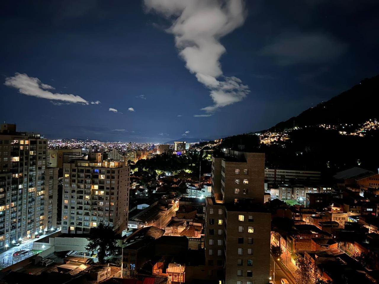 Centro Internacional - La Quinta Daire Bogotá Dış mekan fotoğraf