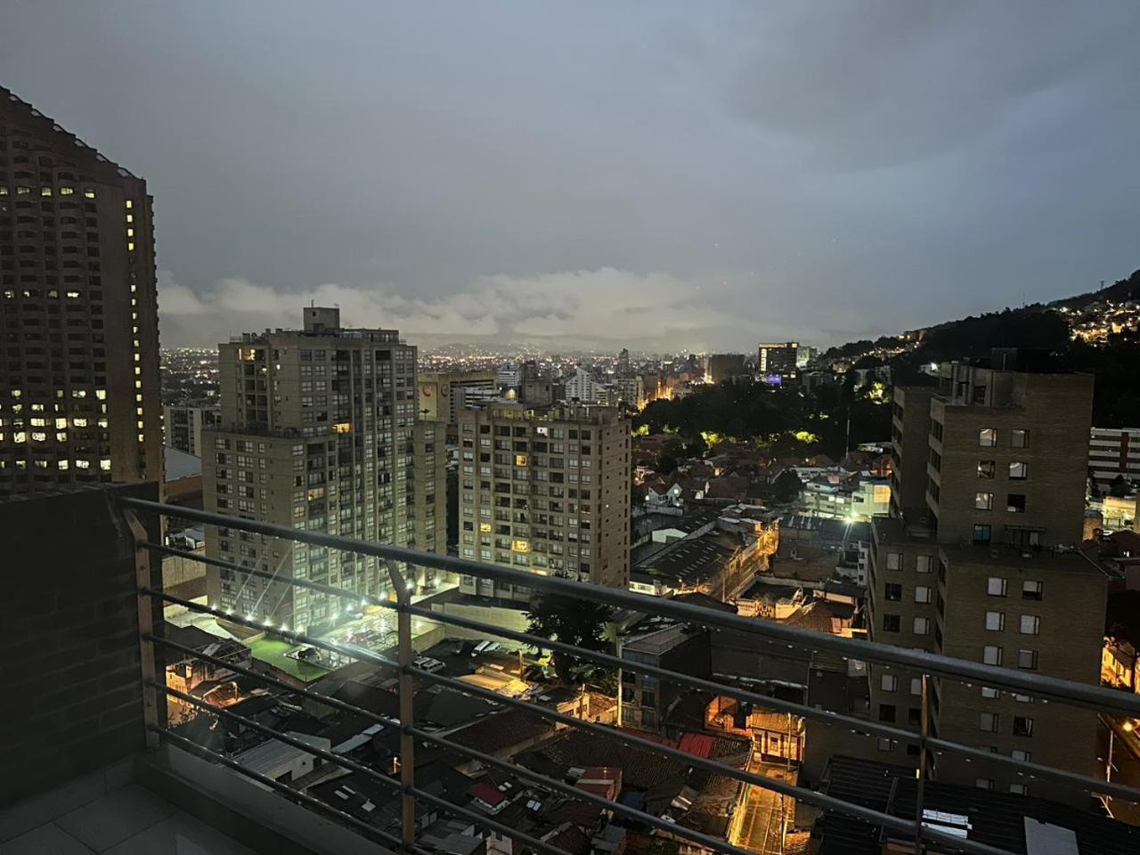 Centro Internacional - La Quinta Daire Bogotá Dış mekan fotoğraf
